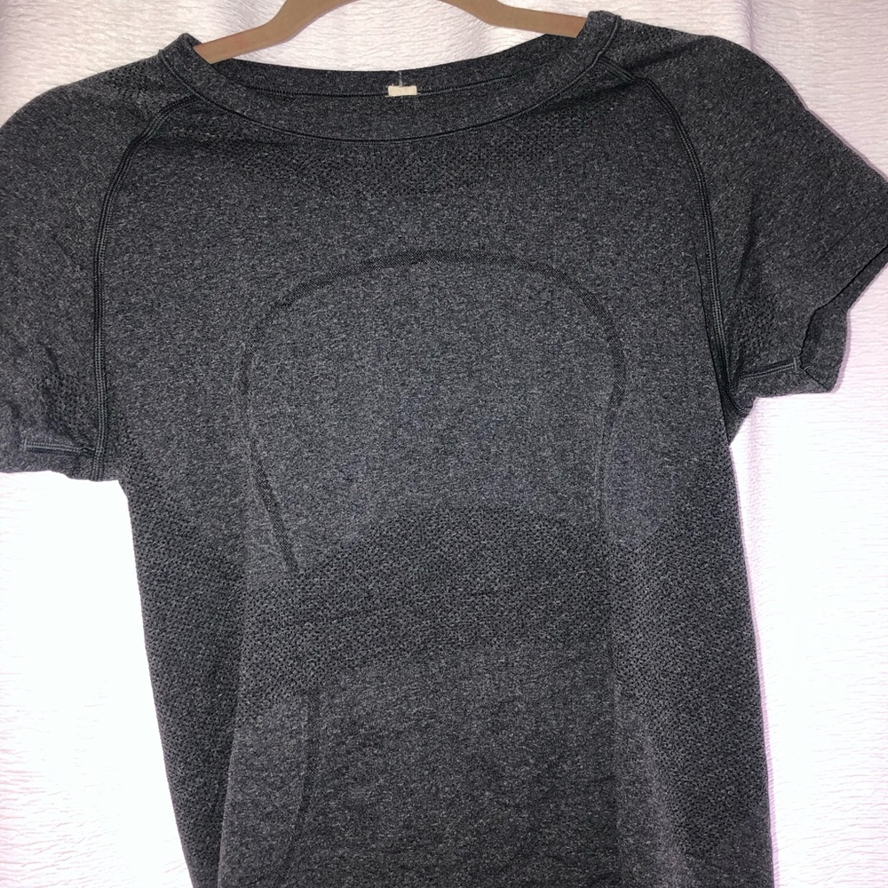 Lululemon Grey Top